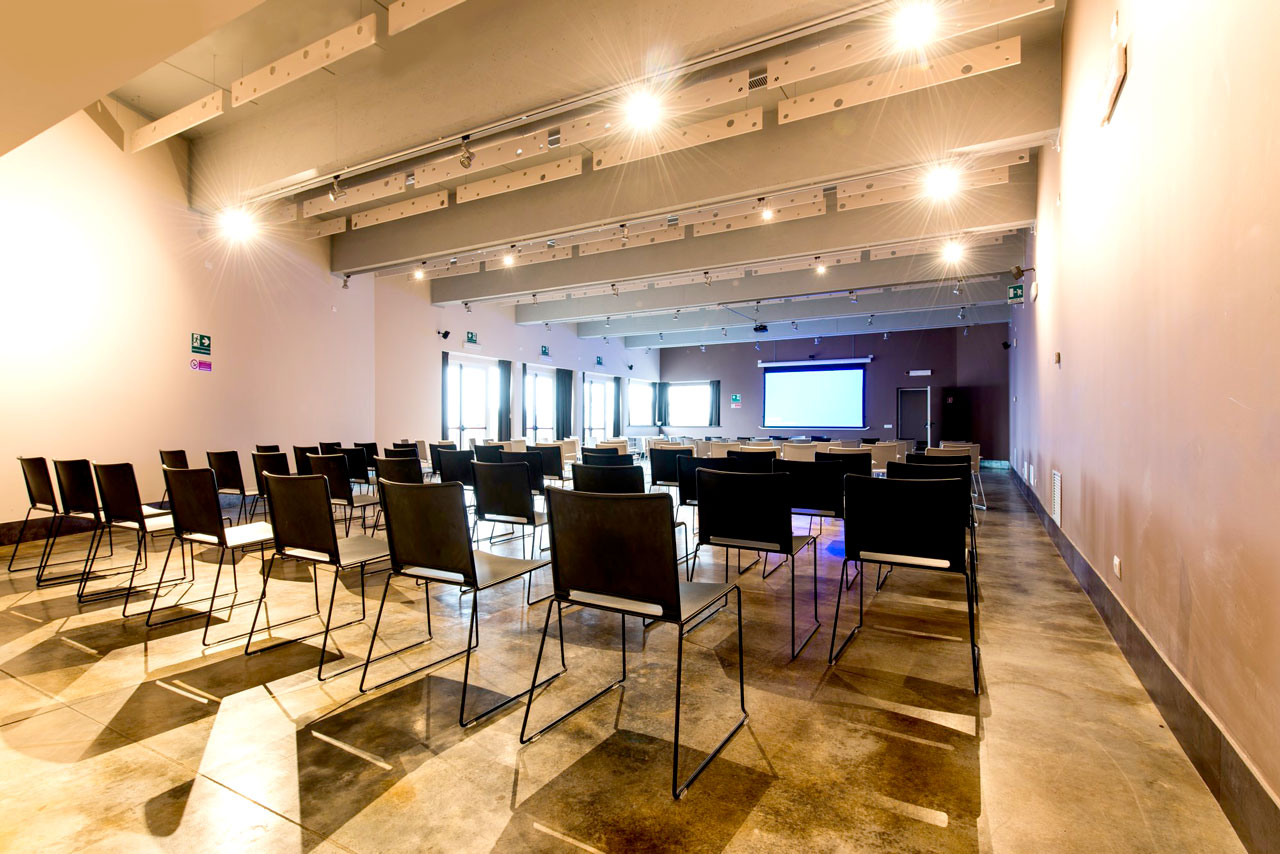 dominio-mare-bergeggi-sala-congressi-05
