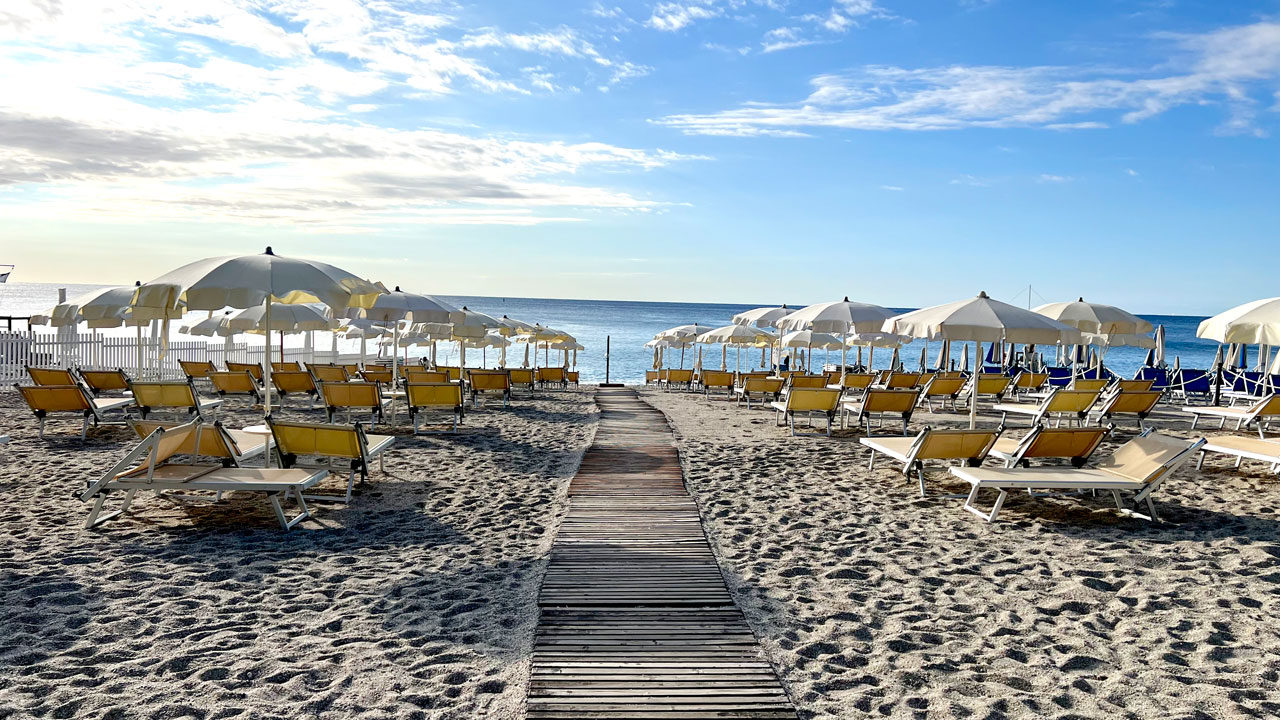 dominio-mare-bergeggi-spiaggia04